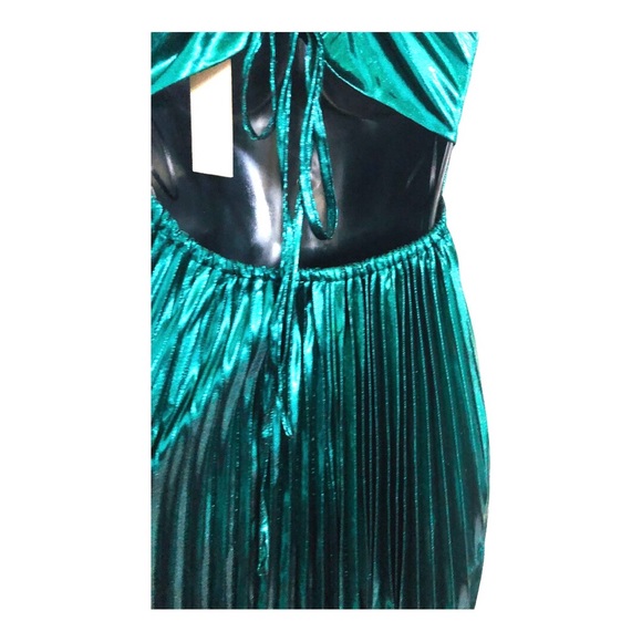 Beautiful emerald green lurex look open lace up back pleated maxi dress size S - Picture 9 of 17